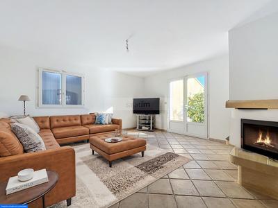 Villa - 190 m² - 6 pièces