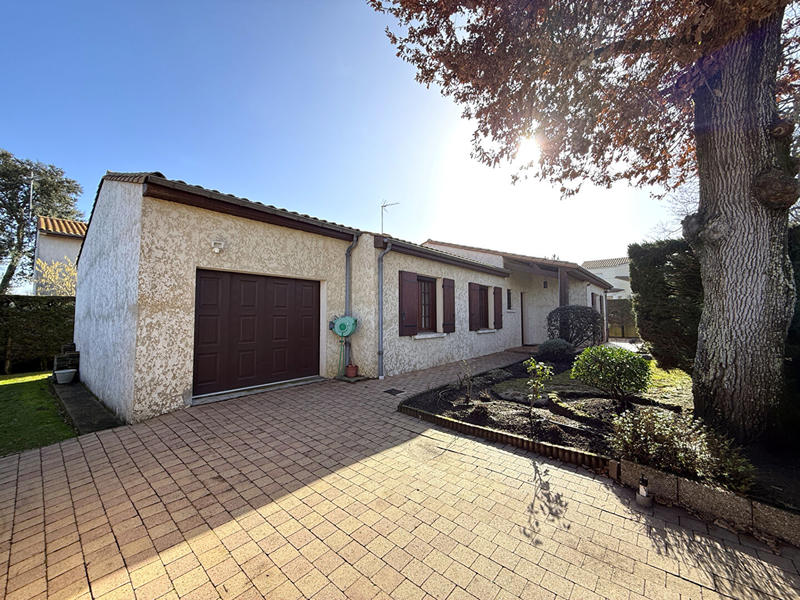 Maison - 122 m² - 4 pièces