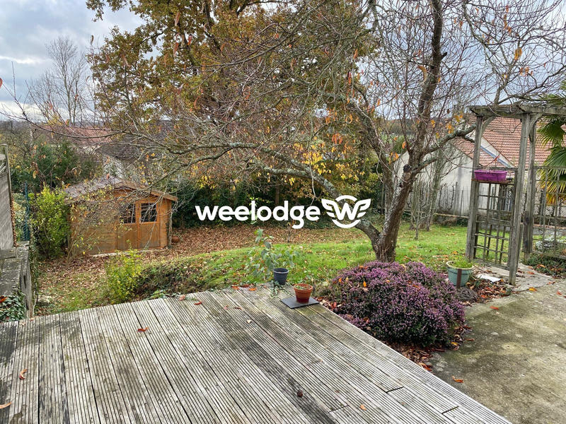 Maison - 195 m² - 7 pièces