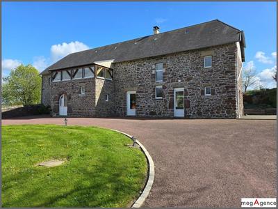 Maison - 350 m² - 17 pièces