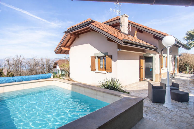 Maison - 157 m² - 5 pièces