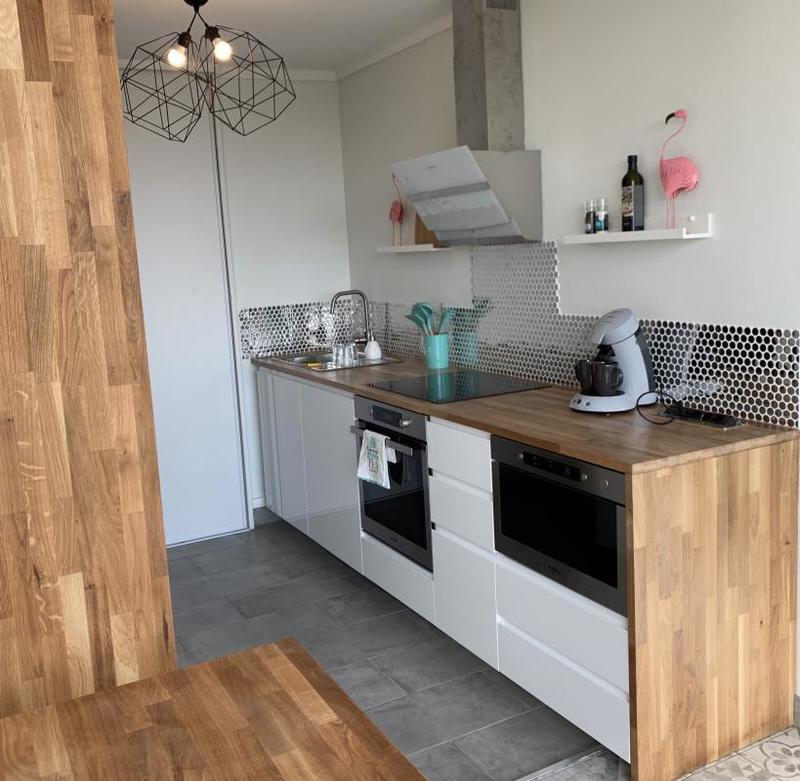 Appartement - 95 m² - 6 pièces