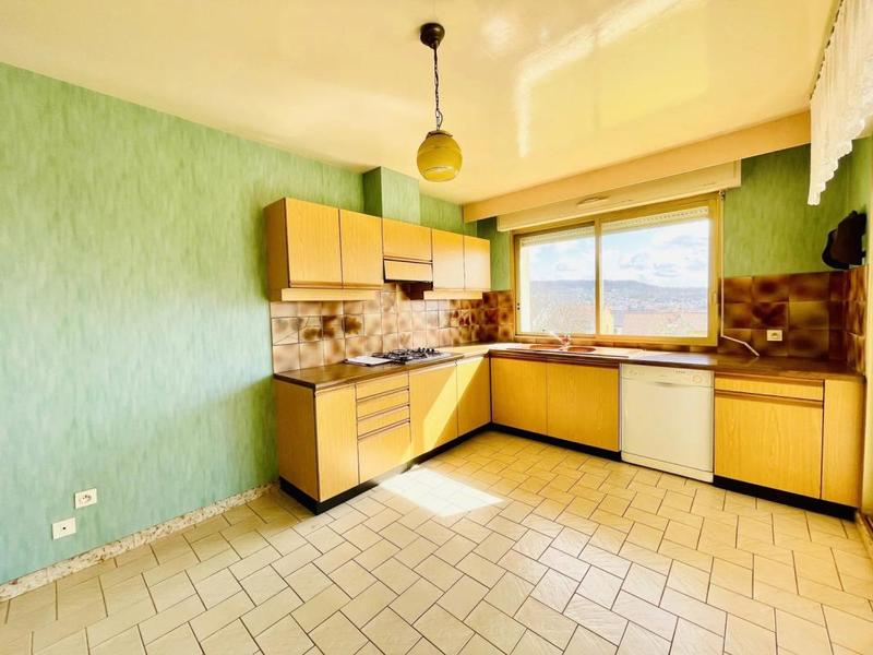 Pavillon - 188 m² - 7 pièces