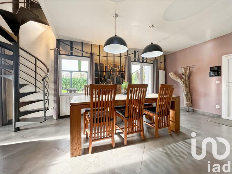 Maison - 173 m² - 8 pièces