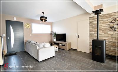 Maison - 102 m² - 6 pièces