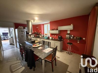 Maison de ville - 248 m² - 8 pièces