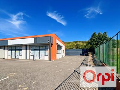 Local commercial - 140 m²