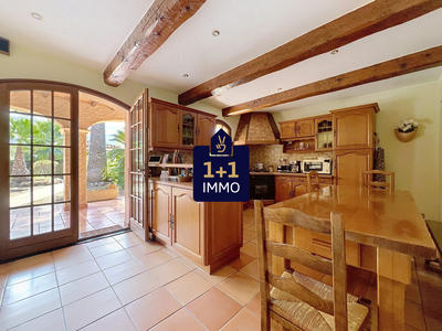 Villa - 170 m² - 5 pièces