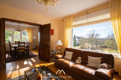 Maison - 216 m² - 9 pièces