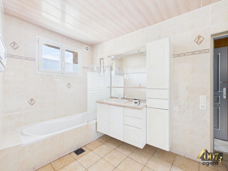 Duplex - 190 m² - 9 pièces