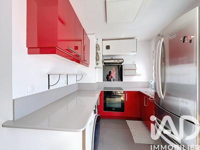 Appartement - 64 m² - 4 pièces