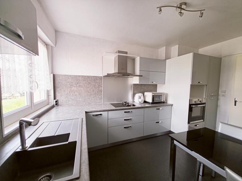 Appartement - 90 m² - 3 pièces