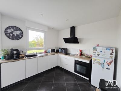 Maison - 93 m² - 4 pièces