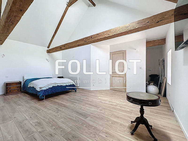 Maison - 309 m² - 10 pièces