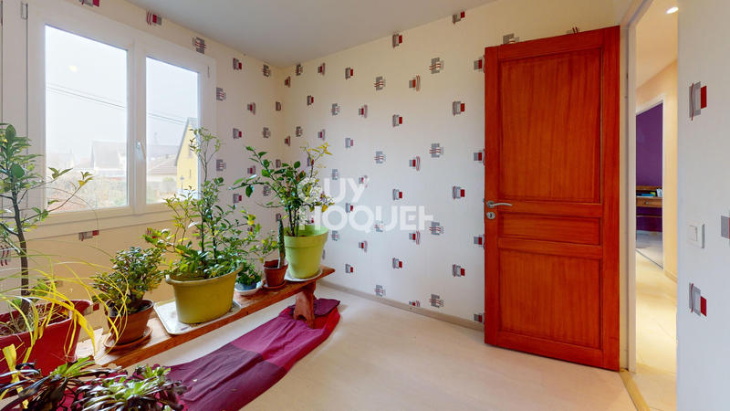 Maison - 80 m² - 5 pièces