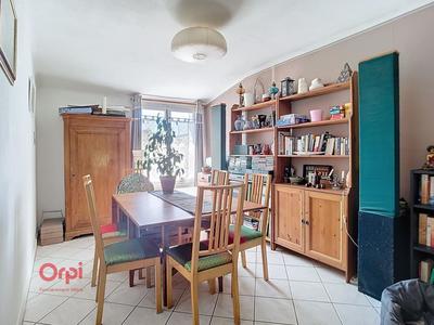 Maison - 98 m² - 4 pièces