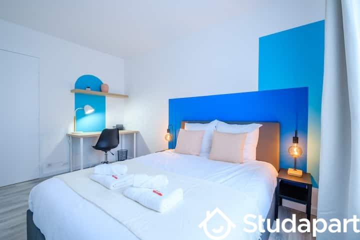 Chambre - 14 m² - 1 pièce