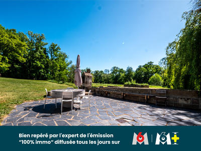 Maison - 456 m² - 16 pièces