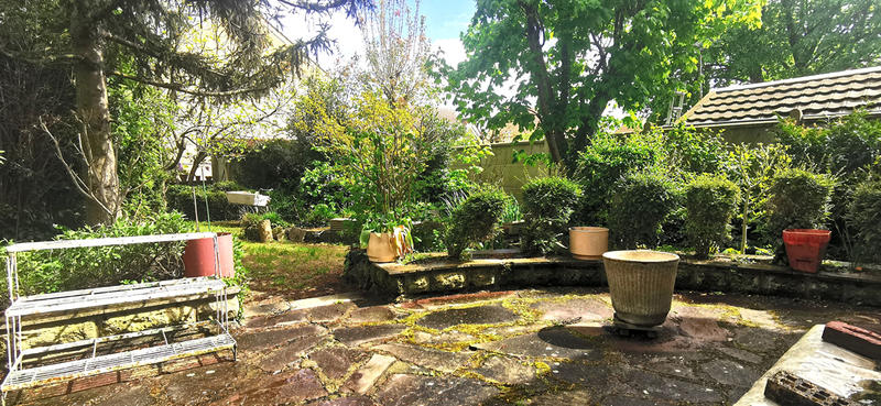 Maison - 143 m² - 8 pièces