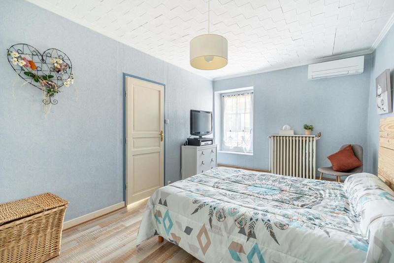 Maison - 170 m² - 5 pièces