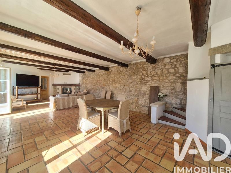 Maison - 165 m² - 7 pièces