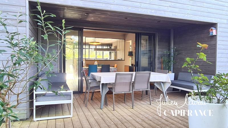 Maison - 185 m² - 6 pièces