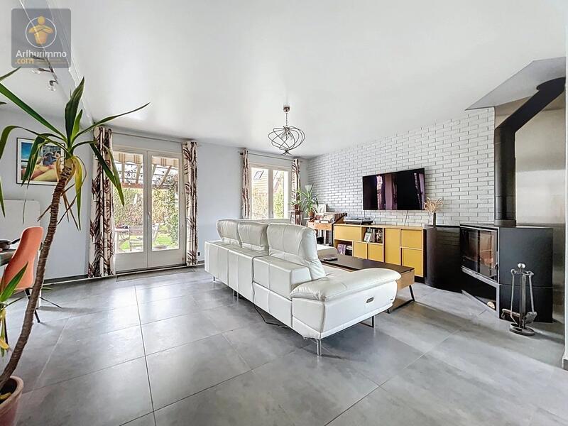 Maison - 127 m² - 6 pièces