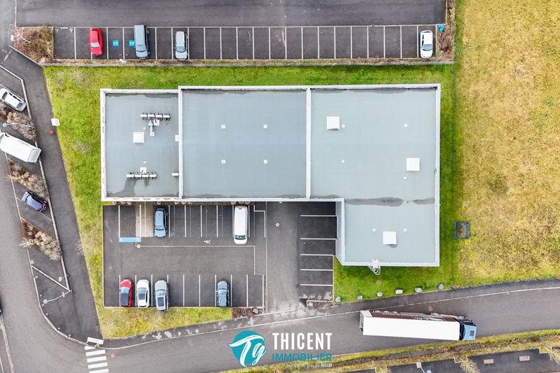Local d'activités - 835 m²