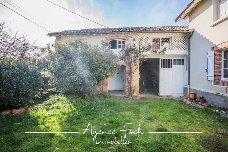 Maison - 202 m² - 5 pièces