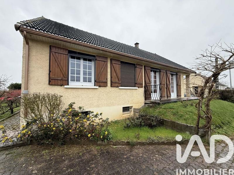 Maison - 98 m² - 6 pièces