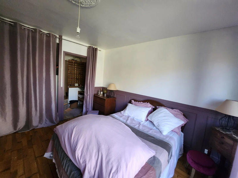 Maison - 230 m² - 7 pièces