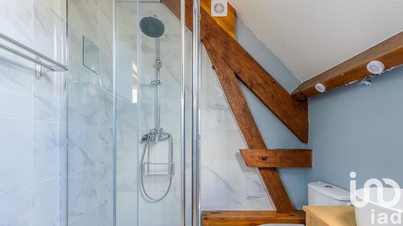 Maison - 188 m² - 9 pièces