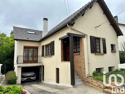 Maison - 97 m² - 5 pièces