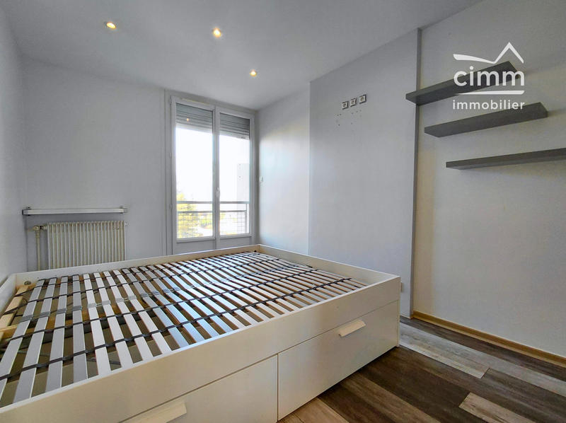 Appartement - 76 m² - 4 pièces