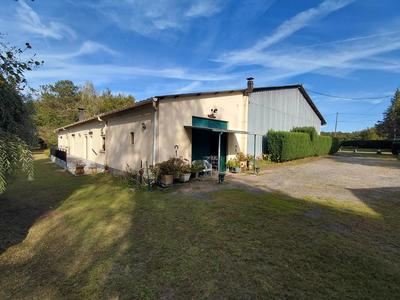 Maison - 140 m² - 5 pièces