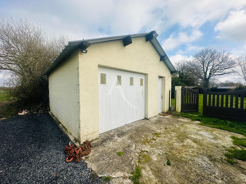 Maison - 98 m² - 5 pièces