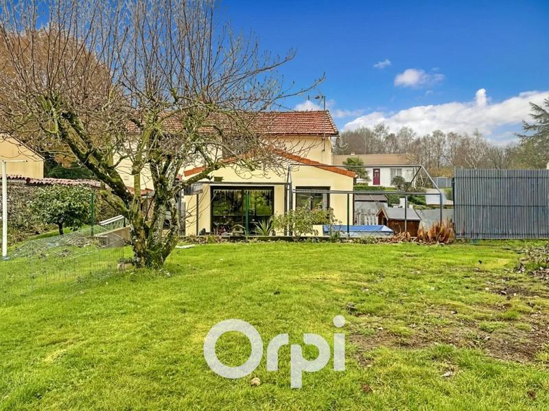 Maison - 95 m² - 4 pièces