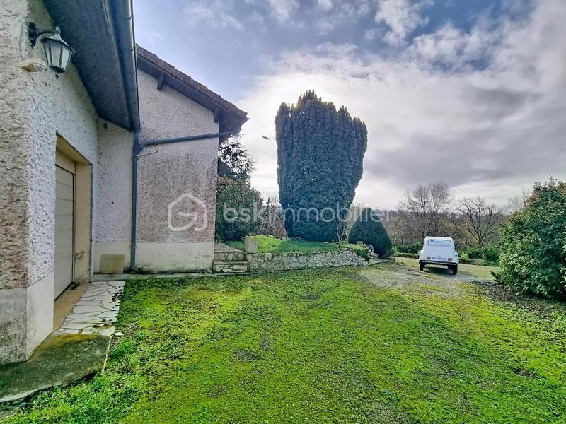 Maison traditionnelle - 108 m² - 6 pièces