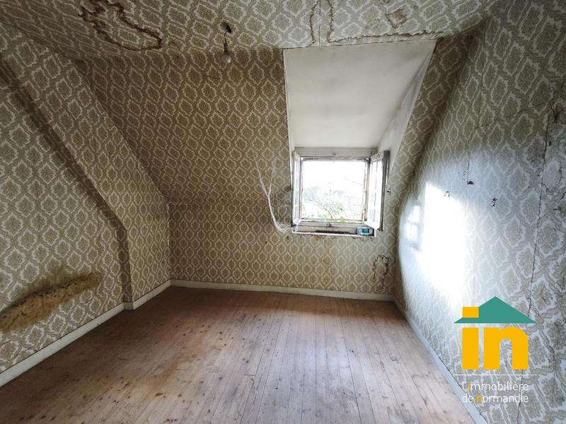 Maison de ville - 100 m² - 5 pièces