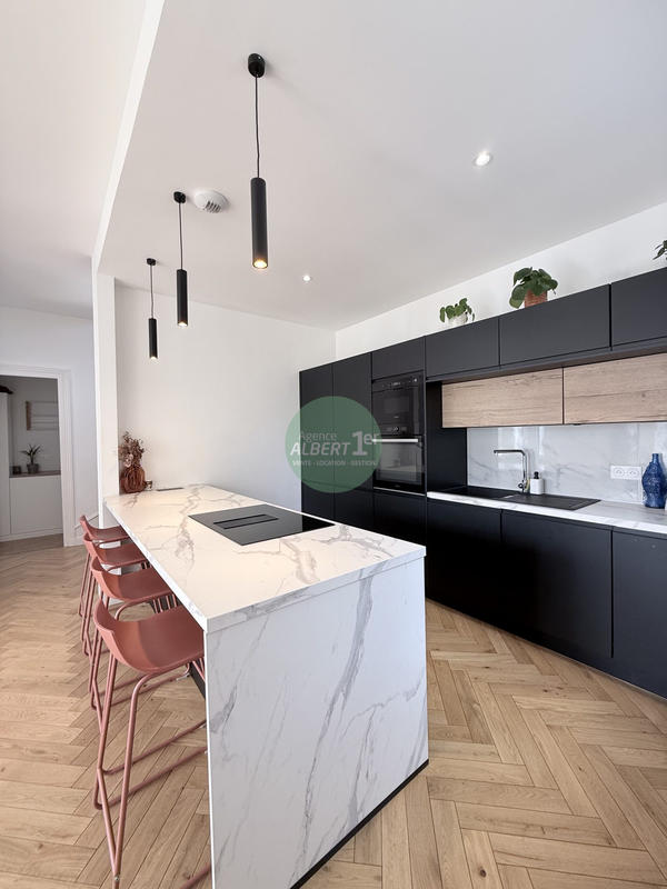 Maison ancienne - 173 m² - 7 pièces