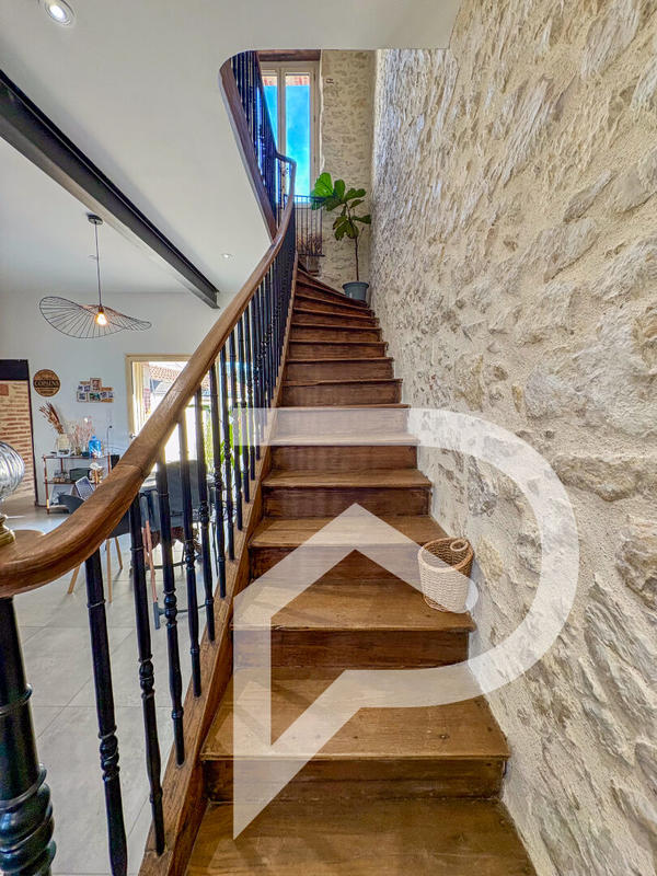 Maison - 95 m² - 4 pièces