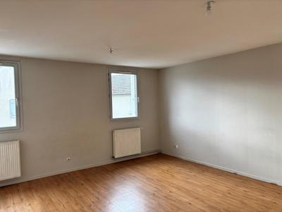 Maison - 76 m² - 4 pièces