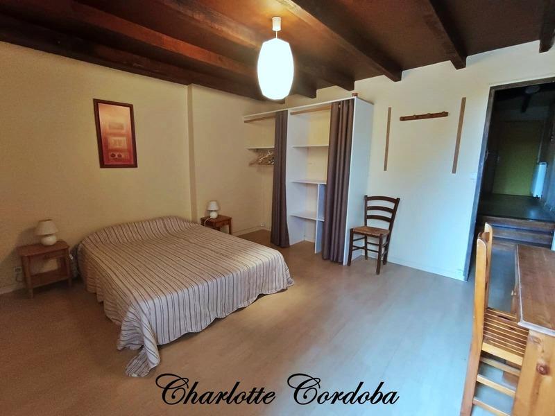 Propriété - 404 m² - 20 pièces