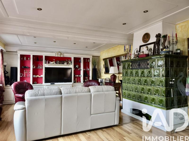 Maison - 350 m² - 12 pièces