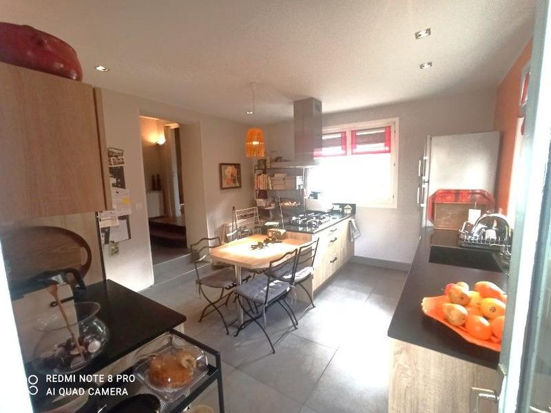 Maison - 198 m² - 8 pièces