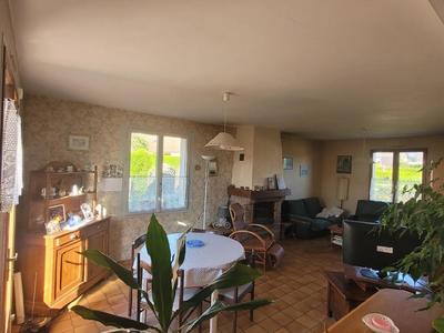 Maison - 123 m² - 6 pièces