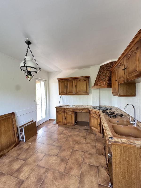 Maison - 200 m² - 6 pièces