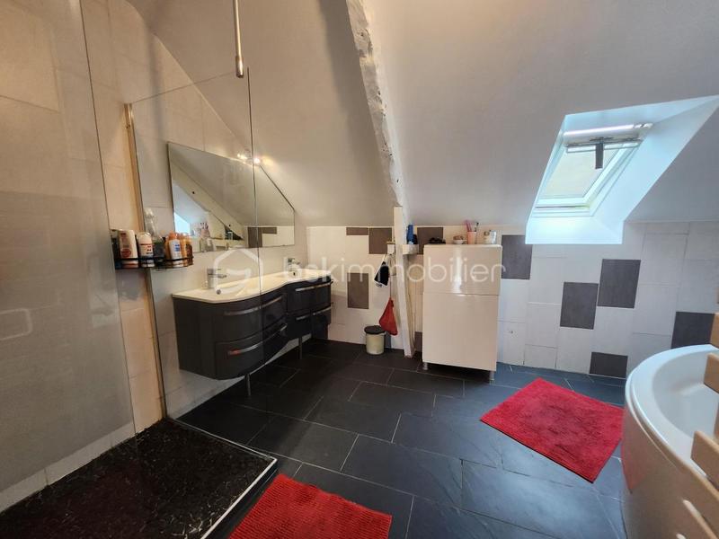 Maison en pierre - 157 m² - 7 pièces