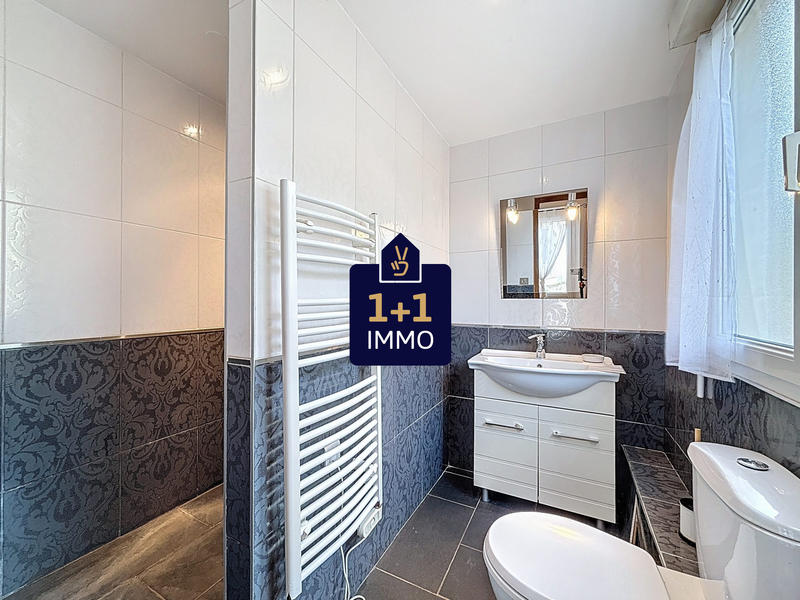 Villa - 261 m² - 11 pièces