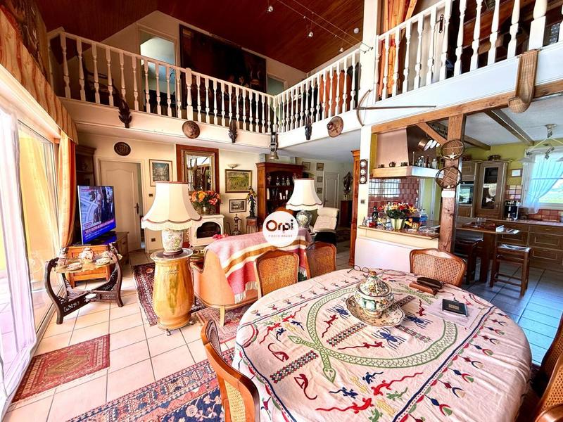 Maison - 157 m² - 6 pièces